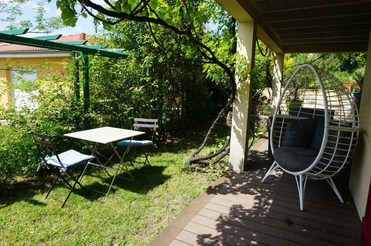 Villa Le Balcon Dallet Exterior foto